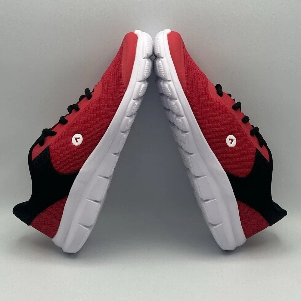 Airwalk Gusto XT II Cross Trainer Red Lace Up Shoes -‎ Kids Size 5 NEW